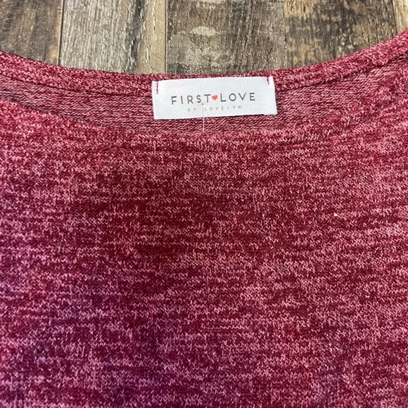 Burgundy Twisted Hem Top with Leopard pocket - Picture 5 of 9